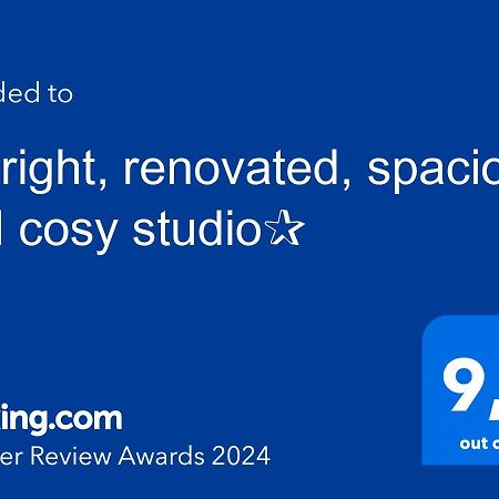 ✰Bright, Renovated, Spacious And Cosy Studio✰ Афіни Екстер'єр фото