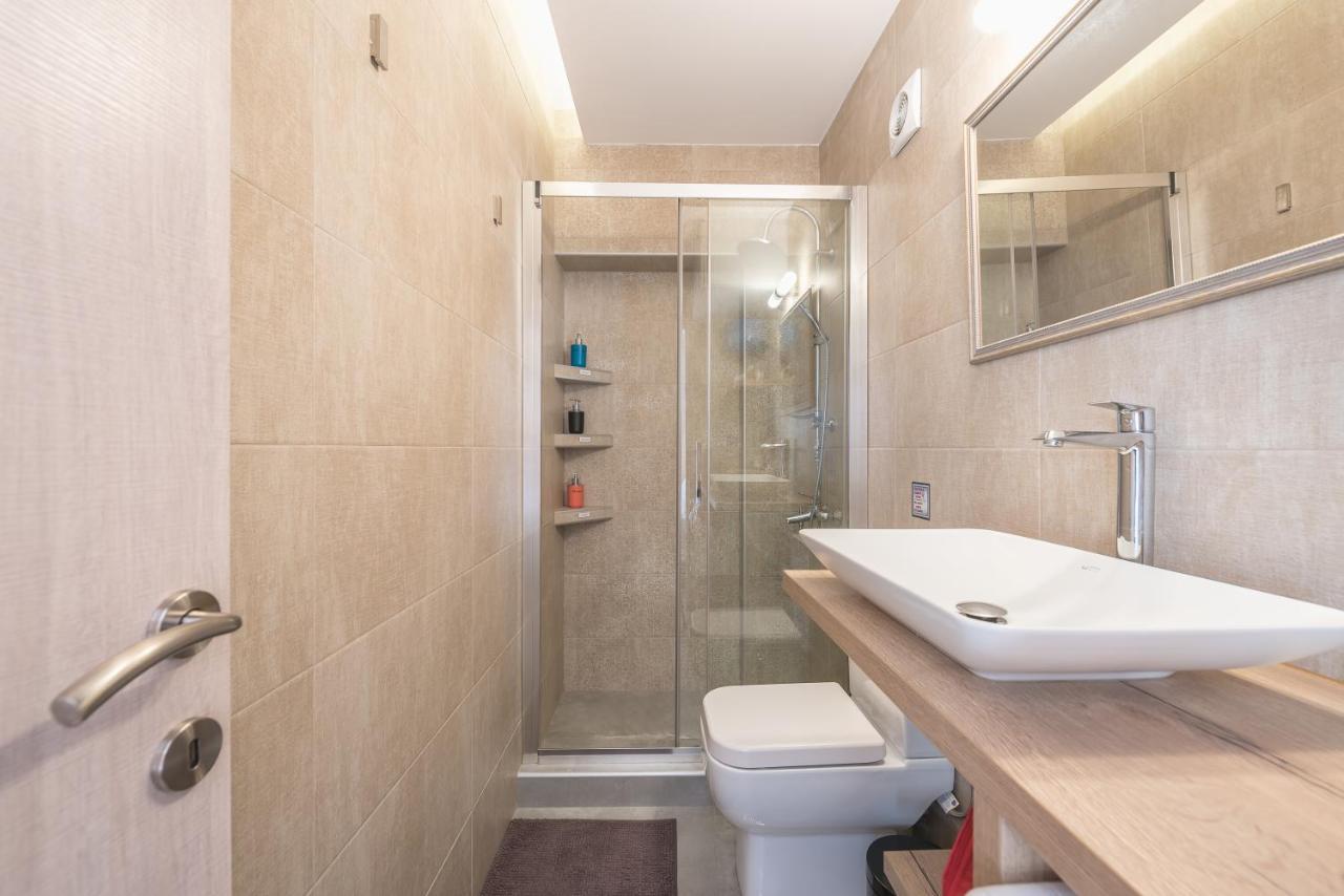 ✰Bright, Renovated, Spacious And Cosy Studio✰ Афіни Екстер'єр фото