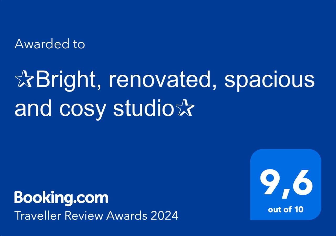 ✰Bright, Renovated, Spacious And Cosy Studio✰ Афіни Екстер'єр фото